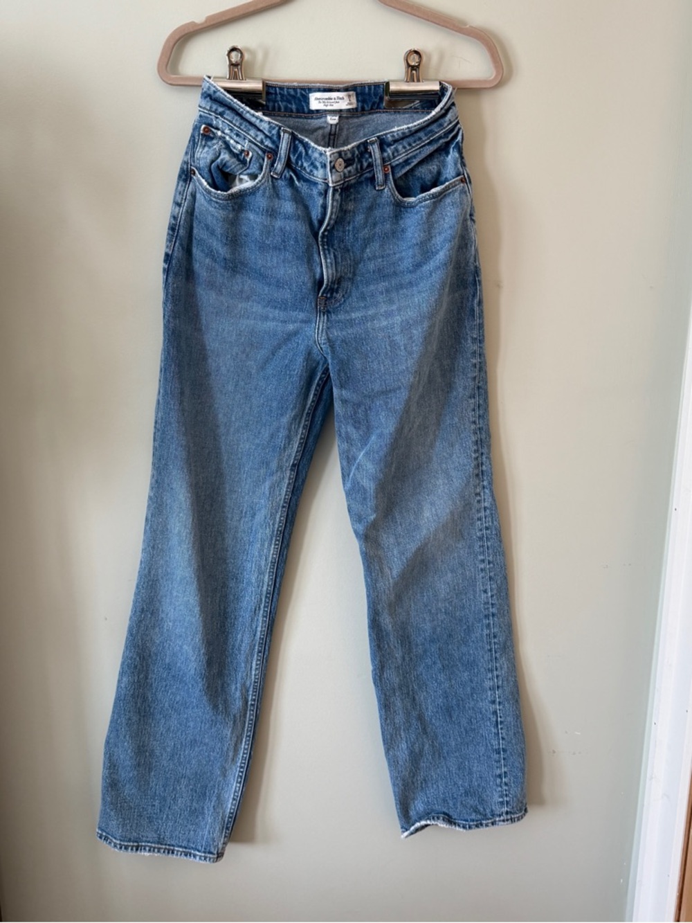 LONG Curve Love High Rise 90s Relaxed Jean